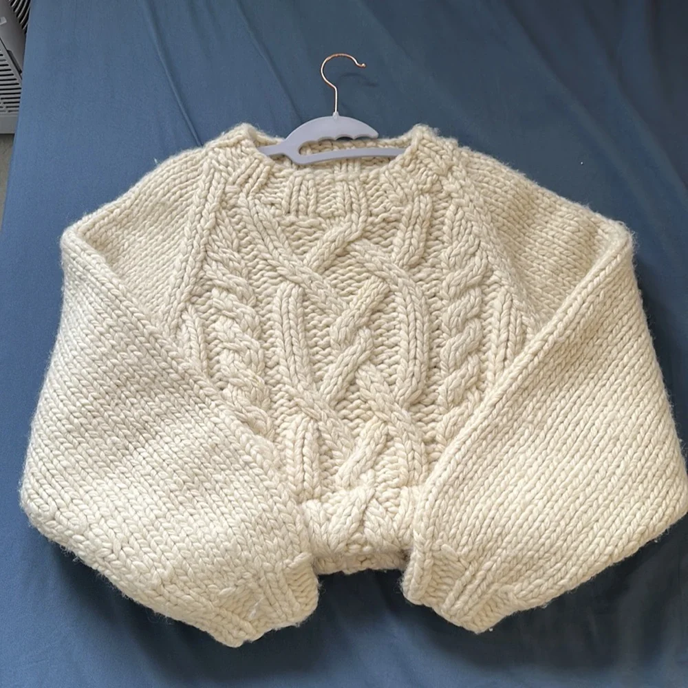 SOLD Vintage Chunky Hand Knit Authentic Gap Clothing 100% Wool Sweater - Picture 6 of 17